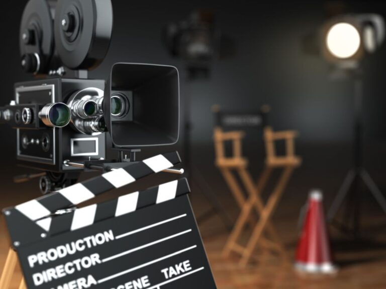 Streaming versus kino – jak zmienia się rynek filmowy i co to oznacza dla przyszłości kinematografii